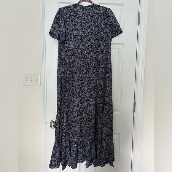 Pretty Garden Floral Print Wrap Dress - Picture 9 of 11